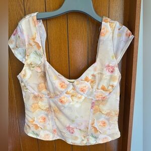 NWT Madden Girl Floral Baroque Mesh Crop Trop